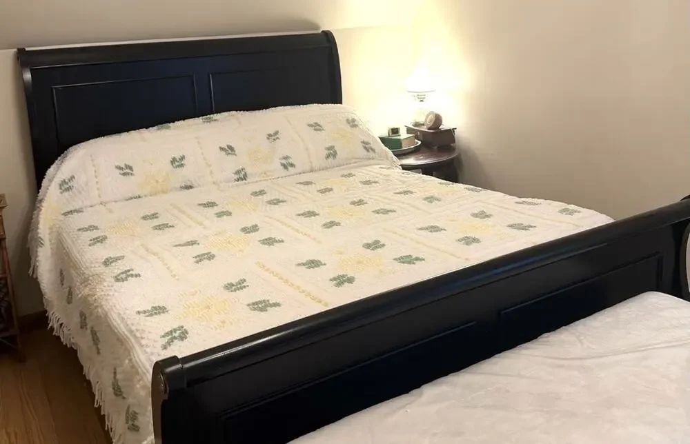 Vintage CHENILLE Bedspread Full Double Floral Yellow Green 80” X 102” Fringed